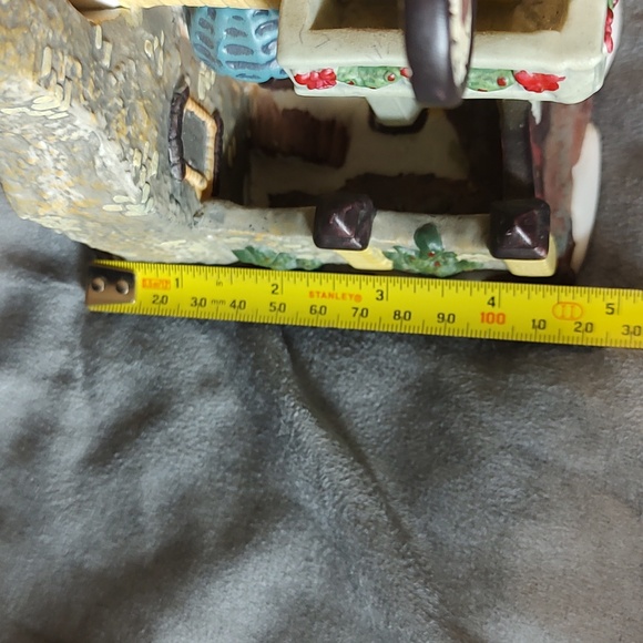 Hearthstone Porcelain Bakery - Picture 7 of 12